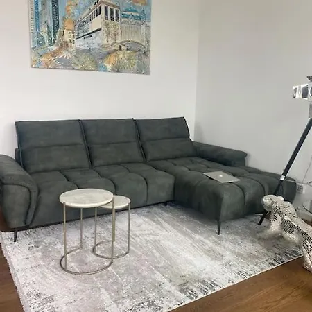 Appartamento Penthouse Mit Blick Auf Skyline *